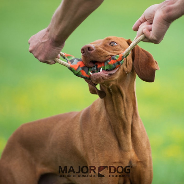 Major Dog Tugger